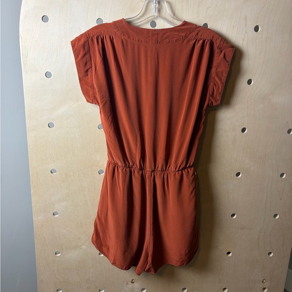 Aritzia Babaton Womens Corbett Rust Silk Romper XS - Picture 7 of 10